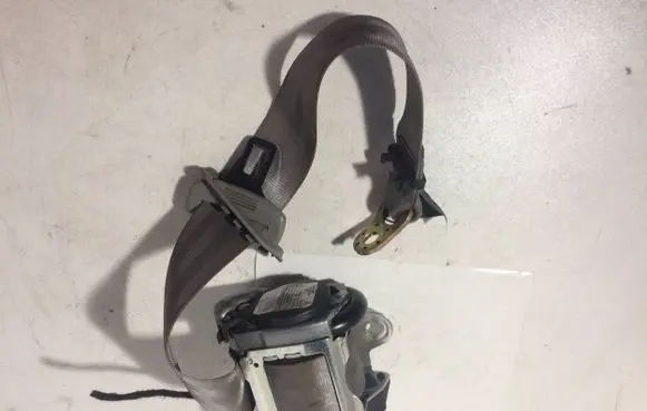 Audi A8 S8 D3 4E Middle seatbelt (rear) 4E0857807A 602043300