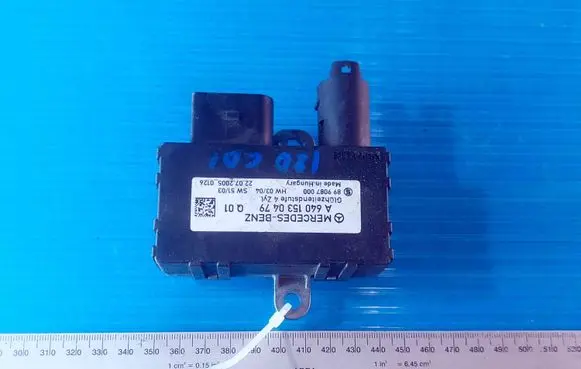 Mercedes-Benz B W245 Glow plug pre-heat relay A6401530479 899087000