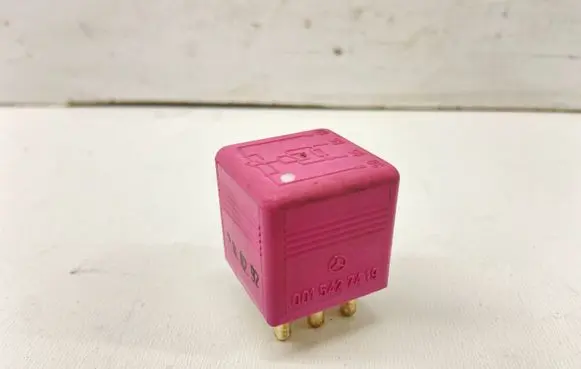 Mercedes-Benz C W202 Other relay 0015427419 A0015427419 899868