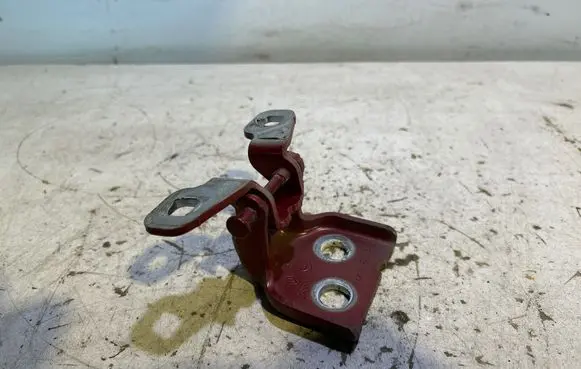Dacia Duster II Front door upper hinge 