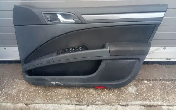Skoda Superb B6 (3T) Front door card panel trim 3T2867006