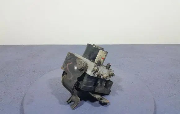 Suzuki Swift I ABS Pump 62J0