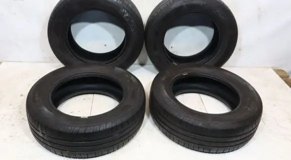 Volkswagen Golf III R15 summer tire 8808563397733