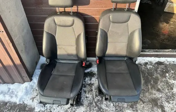 Mercedes-Benz C W204 Front driver seat 