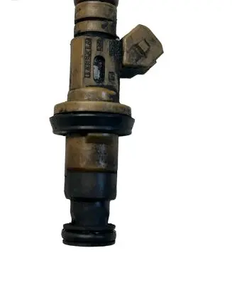 Volvo C70 Fuel injector 9125821