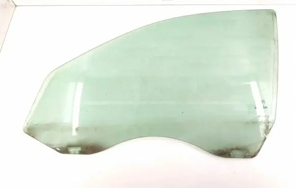 Mercedes-Benz E W211 Front door window glass four-door 2117250110 A2117250110