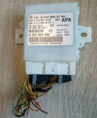 Mercedes-Benz E W212 Parking PDC control unit/module 2129003704 NE68349