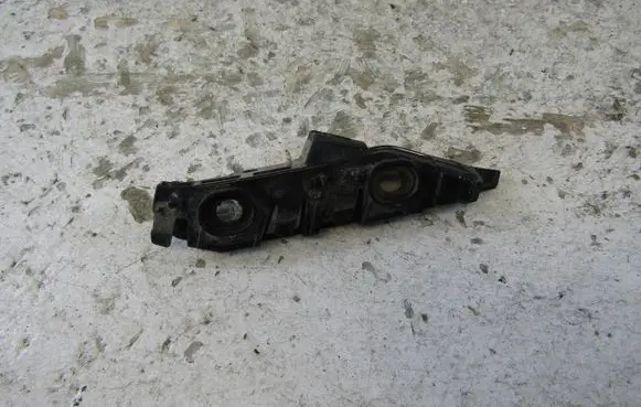 Volkswagen PASSAT B8 Front bumper mounting bracket 3G0807050