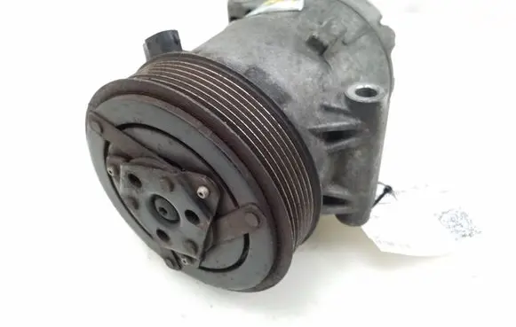 Nissan Primera Air conditioning (A/C) compressor (pump) 01140018