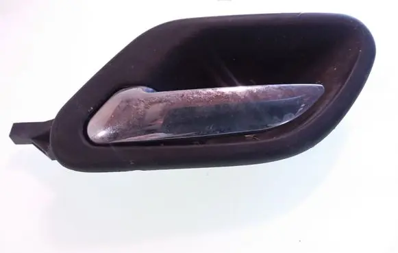 BMW 5 E39 Rear door interior handle 8226049