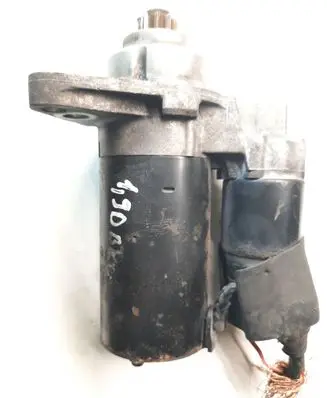 Volkswagen Touran I Starter motor BKD