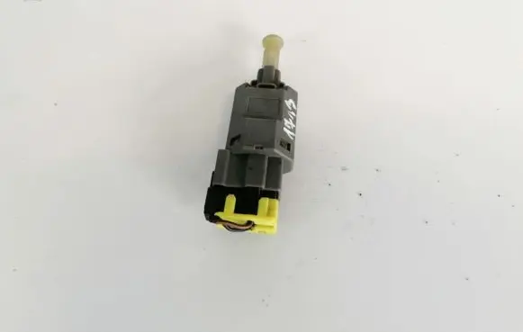 Mazda 323 Brake pedal sensor switch ga2c6649y