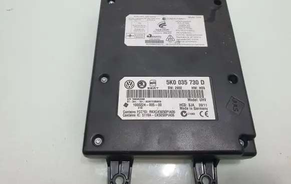 Volkswagen PASSAT B7 Bluetooth control unit module 5K0035730D