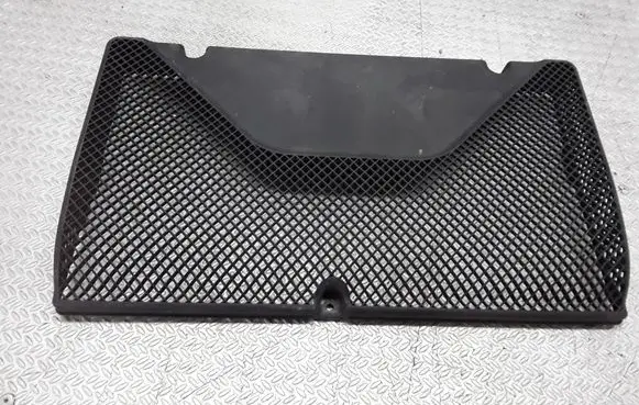 Audi A8 S8 D2 4D Other engine bay part 4D0819408