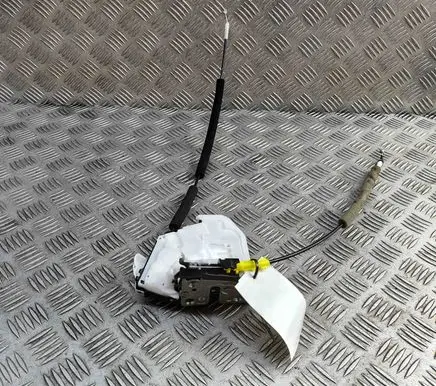 Nissan Juke II F16 Rear door lock 825016PA1C