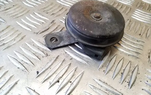 Toyota RAV 4 (XA20) Horn signal 8651042040