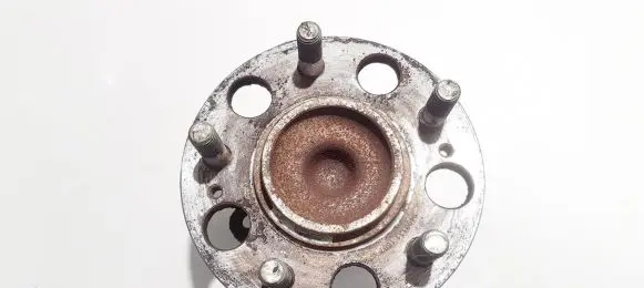 KIA Ceed Rear wheel hub