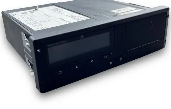 Mercedes-Benz 280 560 W126 Central body control module TACH4 A0024467133