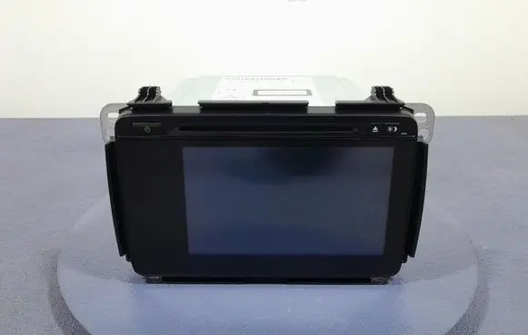 Honda HR-V Radio/CD/DVD/GPS head unit 39100T7AG22M1
