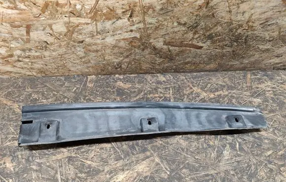 Porsche 928 Fender mounting bracket
