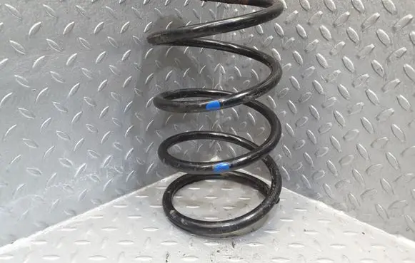 Toyota Corolla E120 E130 Front coil spring