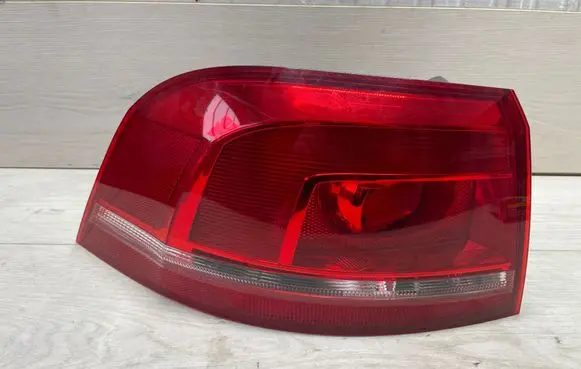 Volkswagen PASSAT B7 Rear/tail lights 3AF945095A 605001 E12990