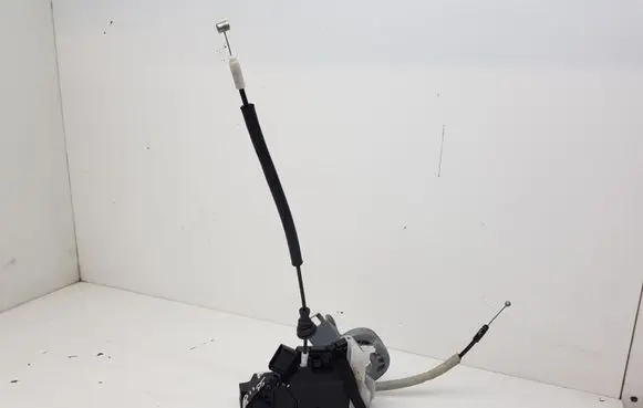 KIA Ceed Front door lock 81420-A2010