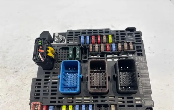Citroen DS5 Fuse module 9674917380 158923313