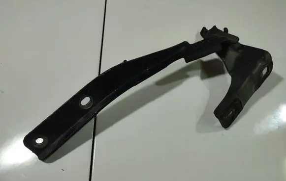 Nissan Note (E11) Engine bonnet/hood hinges