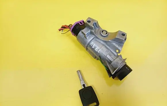 Audi A3 S3 8L Ignition lock 4B0305851C