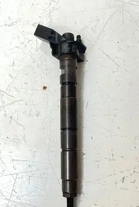 Audi A6 S6 C6 4F Fuel injector 0445115079 059130277BD