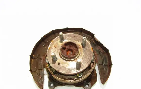 Hyundai Accent Rear wheel hub