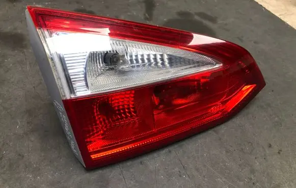 Ford Focus Tailgate rear/tail lights BM5113A603BC