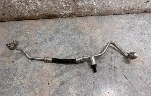 BMW i3 Air conditioning (A/C) pipe/hose 9291157