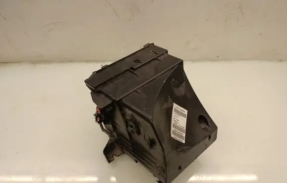 Opel Vivaro Fuse box set 240119269R