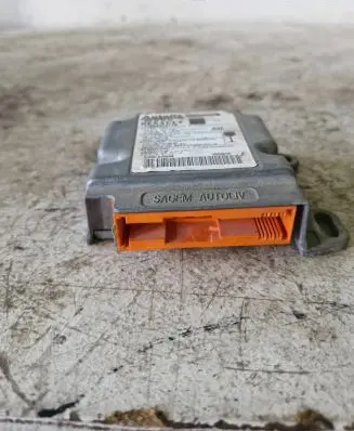 Renault Scenic I Airbag control unit/module 7700437471B 550803800