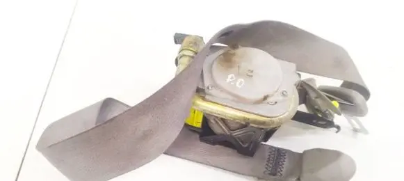 Mitsubishi Grandis Front seatbelt