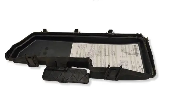 Volvo XC90 Fuse box cover 9494211