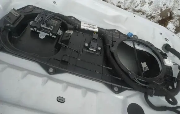 Jaguar XF Sliding door window regulator with motor
