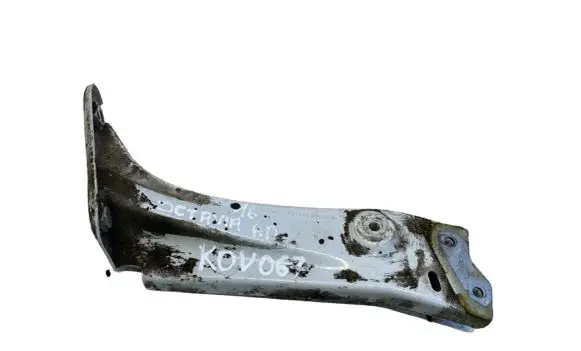 Skoda Octavia Mk3 (5E) Fender mounting bracket 5E0821142