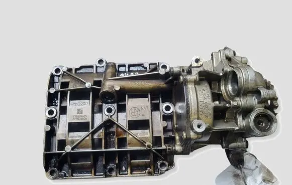 BMW X3 E83 Oil pump 7798014 07111401520