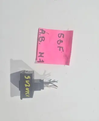 Suzuki Ignis Other switches/knobs/shifts 5656556