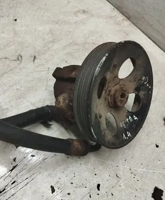 Opel Astra F Power steering pump