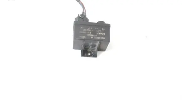 Jaguar XF X250 Glow plug pre-heat relay 0281003048 9X2Q12B533BB
