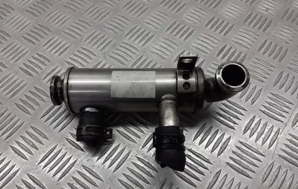 Mazda 3 I EGR valve cooler bracket 