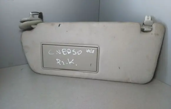 Toyota Corolla Verso AR10 Sun visor
