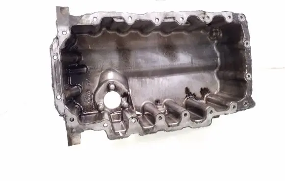 Skoda Octavia Mk3 (5E) Oil sump 04L103603