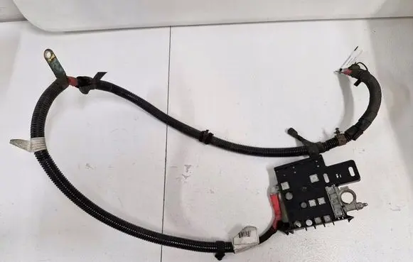 Fiat 500X Positive cable (battery) 