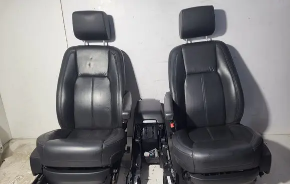 Land Rover Discovery 4 - LR4 Seat set 9h22045h38 AH2220962ACW