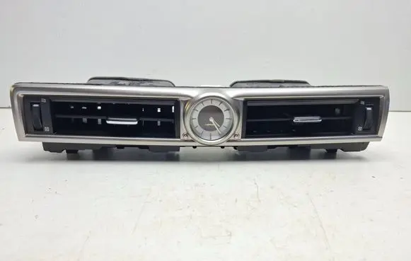 Lexus GS 250 350 300H 450H Dash center air vent grill 3556420480 3556420470